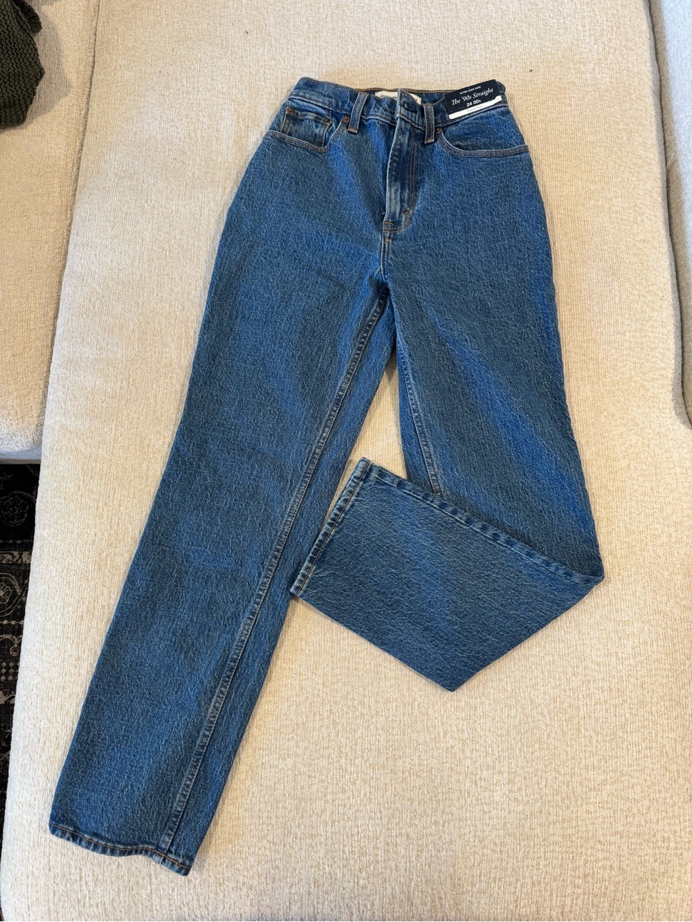 Abercrombie & Fitch Straight-Leg Jeans in Deep Blue Wash - Size: 24 Short - Picture 1 of 3